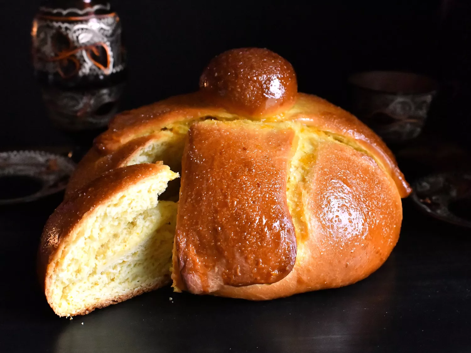 Pan de los muertos - Mexican yeast bread made for All Saints Day